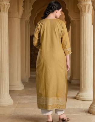 Floral Woven Design Straight Kurta With Trousers & Dupatta 4