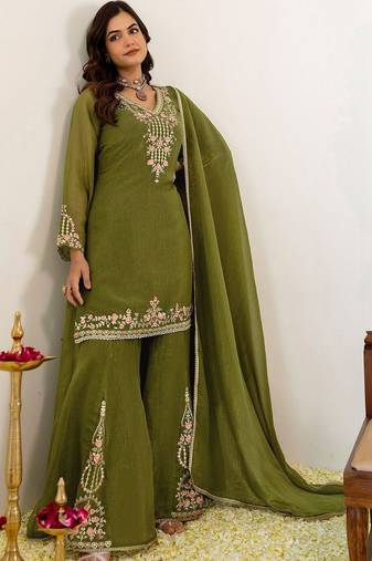 Women Ethnic Motifs Embroidered Regular Thread Work Kurta with Sharara & With Dupatta