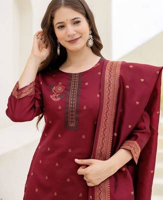 Women Ethnic Motifs Printed Kurta with Trousers & Dupatta 2