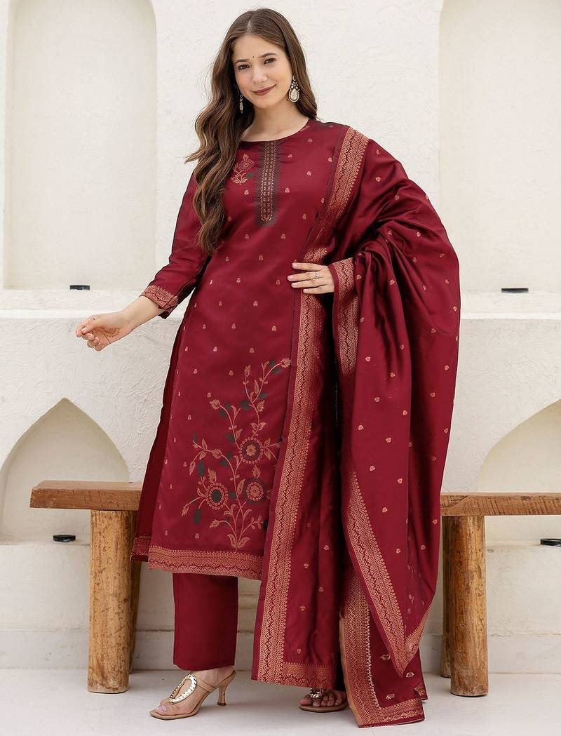Women Ethnic Motifs Printed Kurta with Trousers & Dupatta