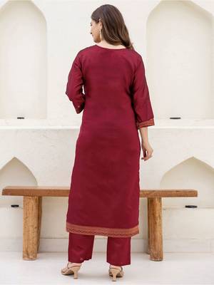 Women Ethnic Motifs Printed Kurta with Trousers & Dupatta 5