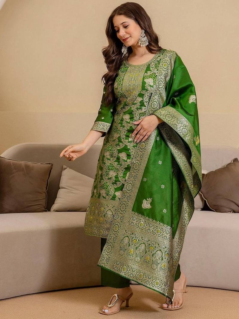 Women Ethnic Motifs Woven Design Regular Zari Kurta with Trousers & Dupatta