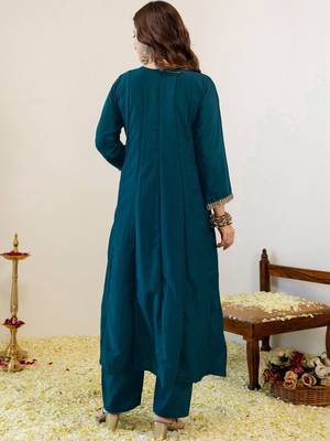 Women Ethnic Motifs Embroidered Tiered Thread Work Kurta with Trousers & With Dupatta 3
