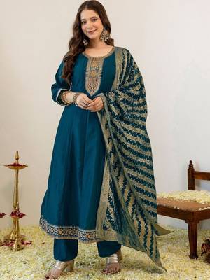 Women Ethnic Motifs Embroidered Tiered Thread Work Kurta with Trousers & With Dupatta 5