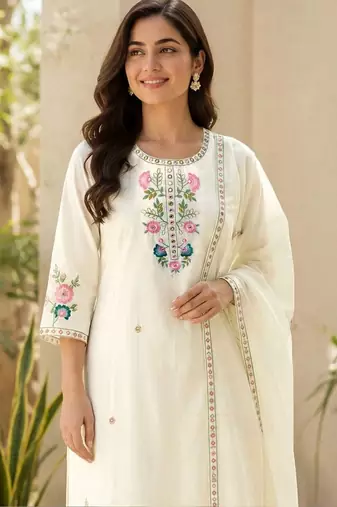 Women Floral Embroidered Regular Thread Work Pure Cotton Kurta with Trousers & With Dupatta