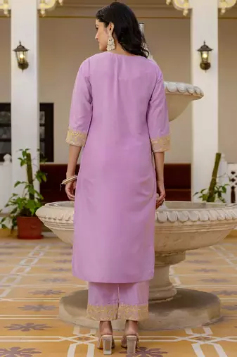 Women Floral Embroidered Kurta with Trousers & Dupatta