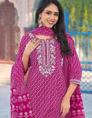 Women Bandhani Printed Regular Sequinned Kurta with Trousers & Dupatta 2