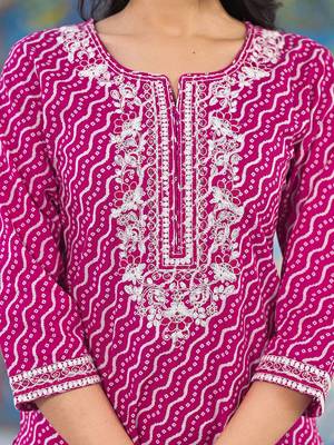 Women Bandhani Printed Regular Sequinned Kurta with Trousers & Dupatta 3
