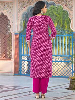 Women Bandhani Printed Regular Sequinned Kurta with Trousers & Dupatta 6
