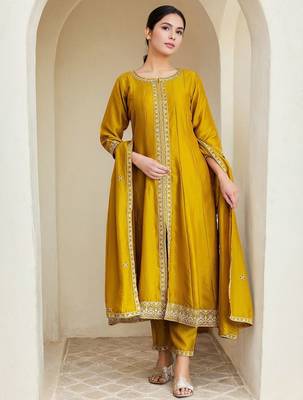 Floral Embroidered Panelled A-Line Kurta With Trousers & Dupatta 1