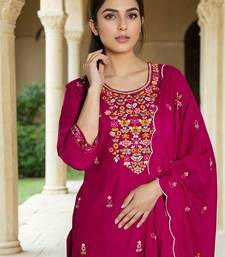 Women Floral Printed Kurta with Trousers & Dupatta