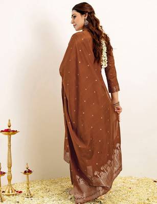 Women Ethnic Motifs Regular Kurta with Trousers & With Dupatta 4