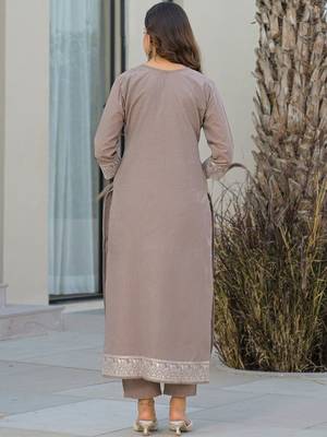 Women Ethnic Motifs Embroidered Regular Thread Work Kurta with Trousers & With Dupatta 2