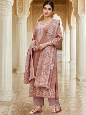 Floral Embroidered Thread Work Straight Kurta With Trousers & Dupatta 3