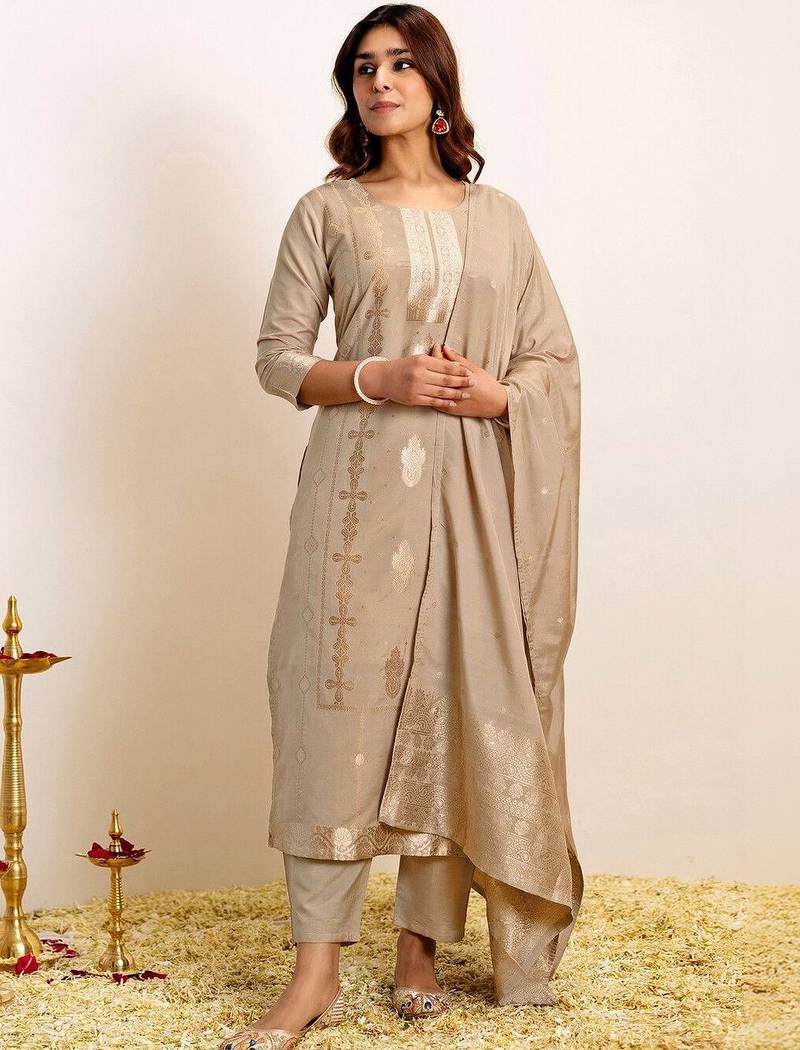 Women Regular Kurta with Trousers & With Dupatta