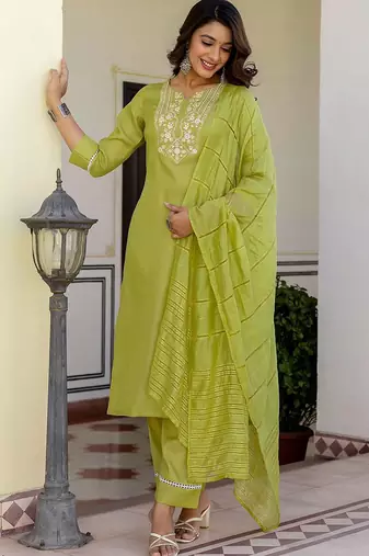 women ethnic motifs embroidered regular kurta with trousers & with dupatta