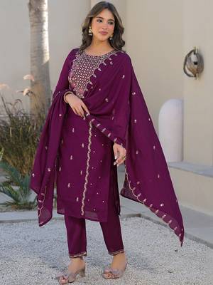 Women Ethnic Motifs Embroidered Regular Thread Work Kurta with Trousers & With Dupatta 5