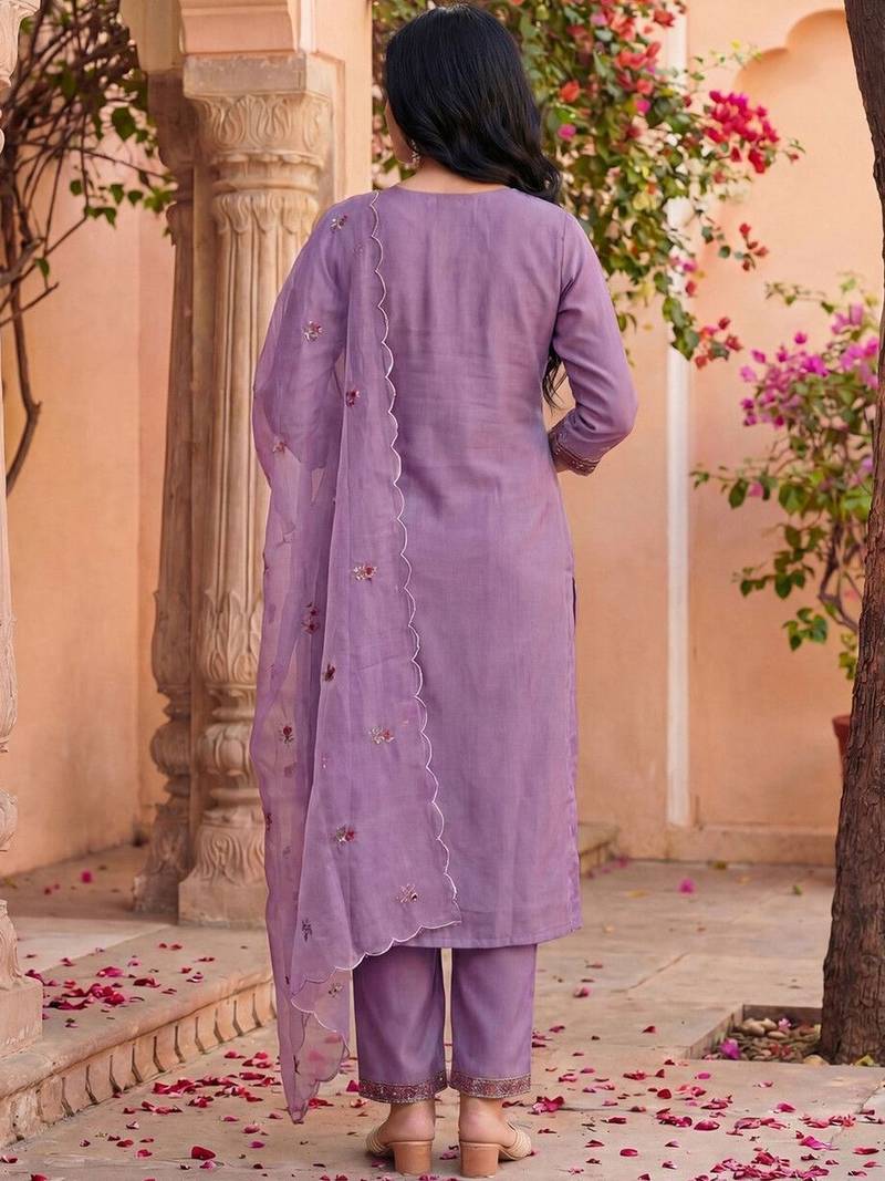 Women Ethnic Motifs Embroidered Regular Thread Work Kurta with Trousers & With Dupatta