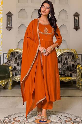Women Ethnic Motifs Embroidered Empire Thread Work Kurta with Trousers & With Dupatta