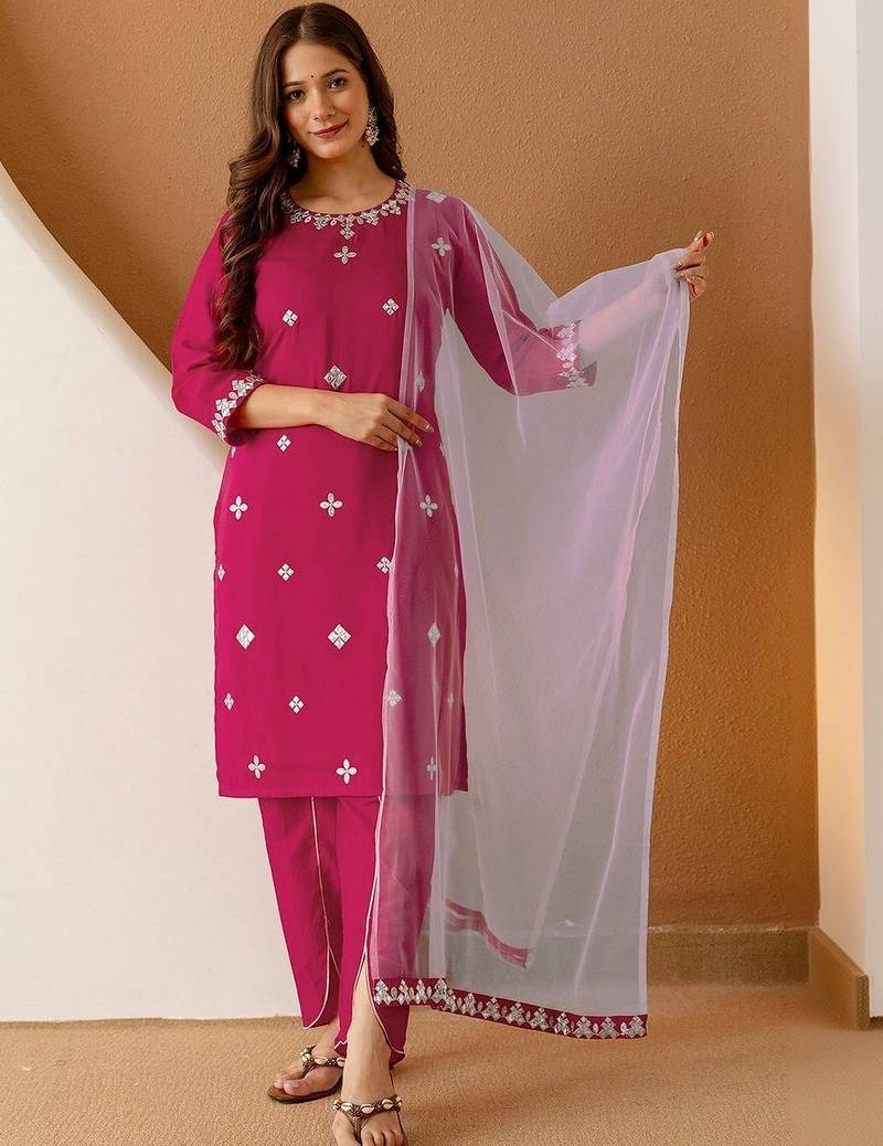 Women Embroidered Regular Thread Work Kurta with Trousers & With Dupatta