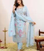 Women Floral Embroidered Regular Thread Work Kurta with Trousers & With Dupatta