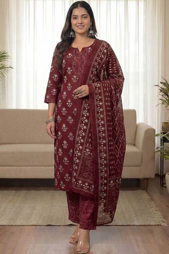 Women Ethnic Motifs Printed Regular Kurta with Trousers & With Dupatta