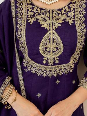 Women Ethnic Motifs Embroidered Regular Kurta with Sharara & With Dupatta 4
