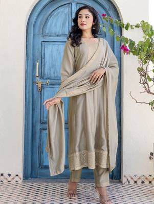 Women Floral Yoke Design Regular Sequinned Kurta with Trousers & Dupatta 1