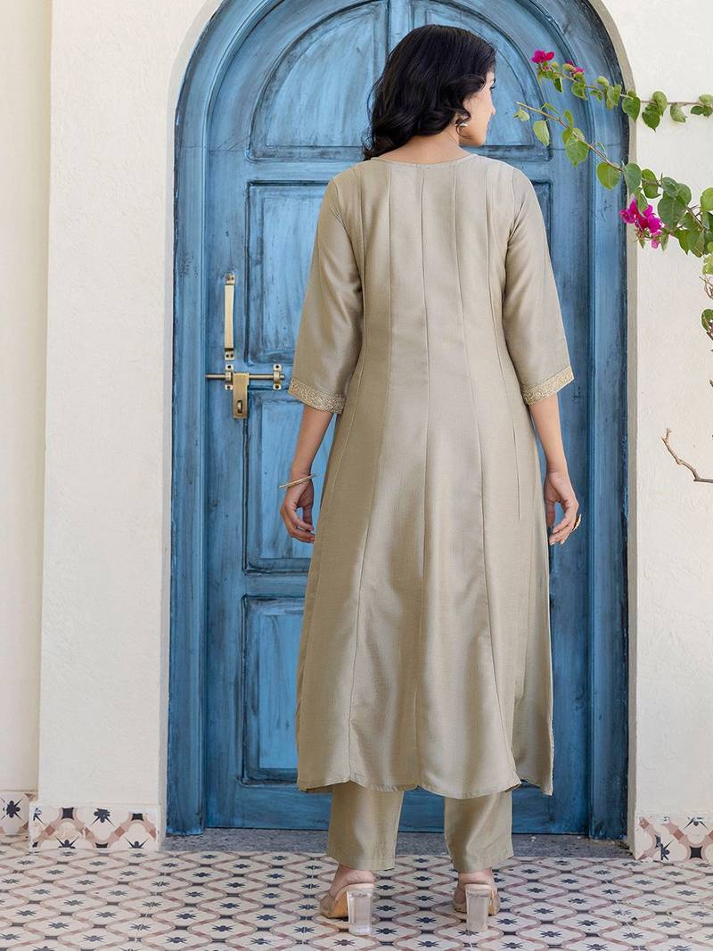 Women Floral Yoke Design Regular Sequinned Kurta with Trousers & Dupatta