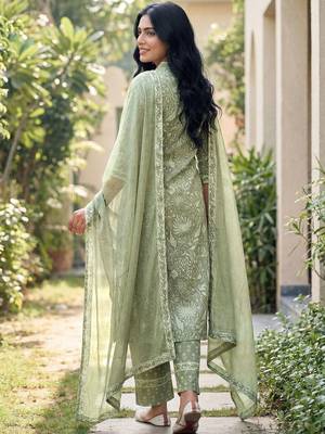Women Ethnic Motifs Printed Regular Kurta with Trousers & With Dupatta 3