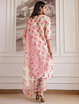 Women Floral Printed V-Neck Kurta with Trousers & Dupatta 6