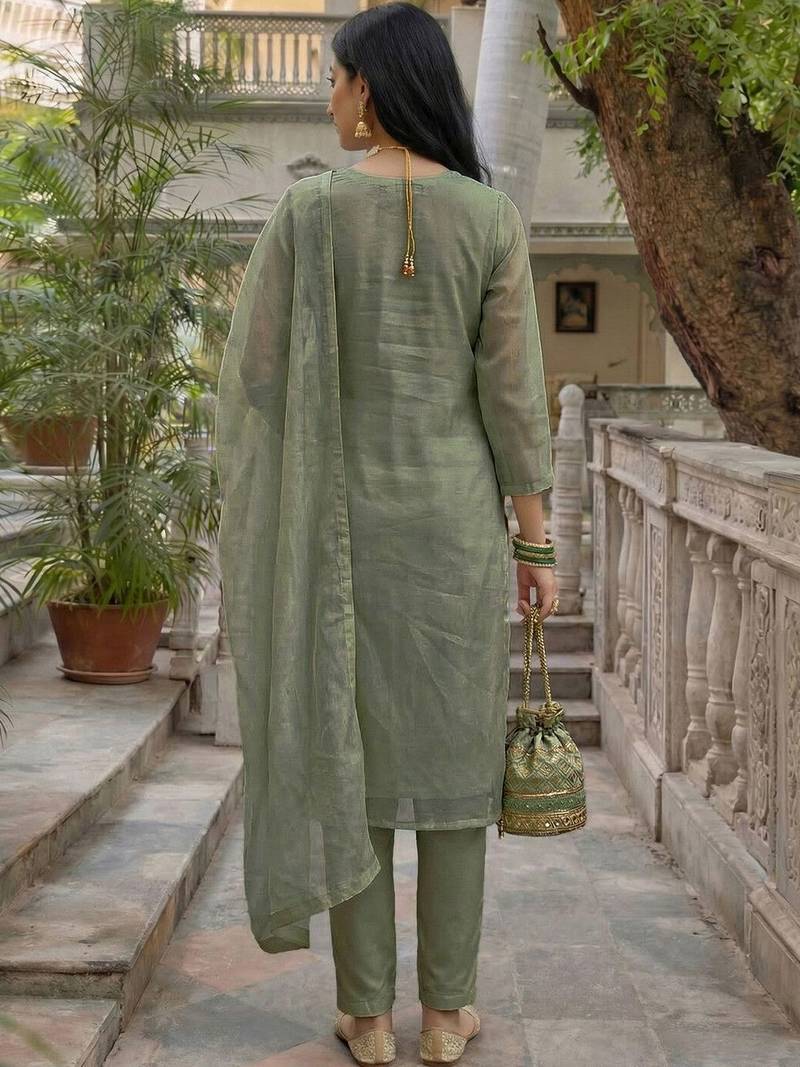 Women Ethnic Motifs Embroidered Regular Kurta with Trousers & With Dupatta