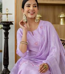 Women Floral Embroidered Kurta with Trousers & Dupatta
