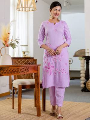 Women Floral Embroidered Kurta with Trousers & Dupatta 5