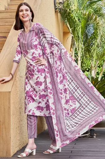 women floral printed regular kurta with trousers & dupatta