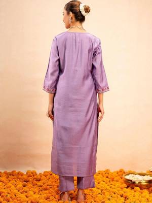 Women Ethnic Motifs Embroidered Regular Thread Work Kurta with Trousers & With Dupatta 2