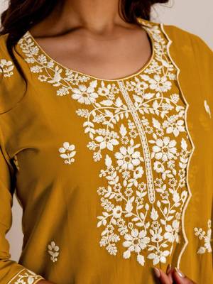 Women Ethnic Motifs Embroidered Regular Thread Work Kurta with Trousers & With Dupatta 5