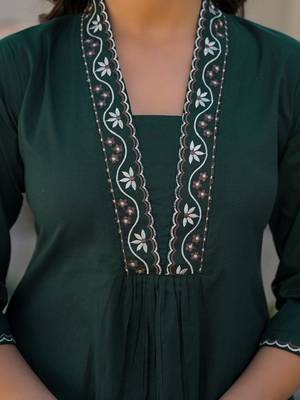 Women Ethnic Motifs Embroidered Regular Thread Work Kurta with Trousers & With Dupatta 5