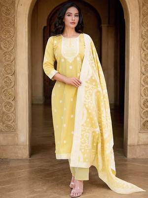Floral Woven Design Straight Kurta With Trousers & Dupatta 1