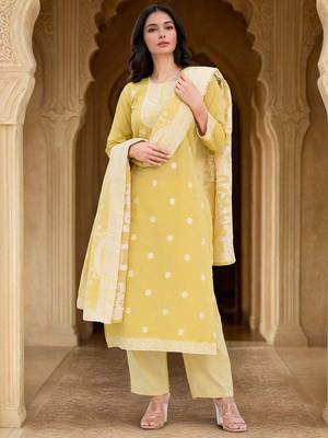 Floral Woven Design Straight Kurta With Trousers & Dupatta 4