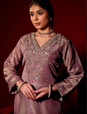 Embroidered Dusty Mauve Silk Blend Co Ords for Women 7