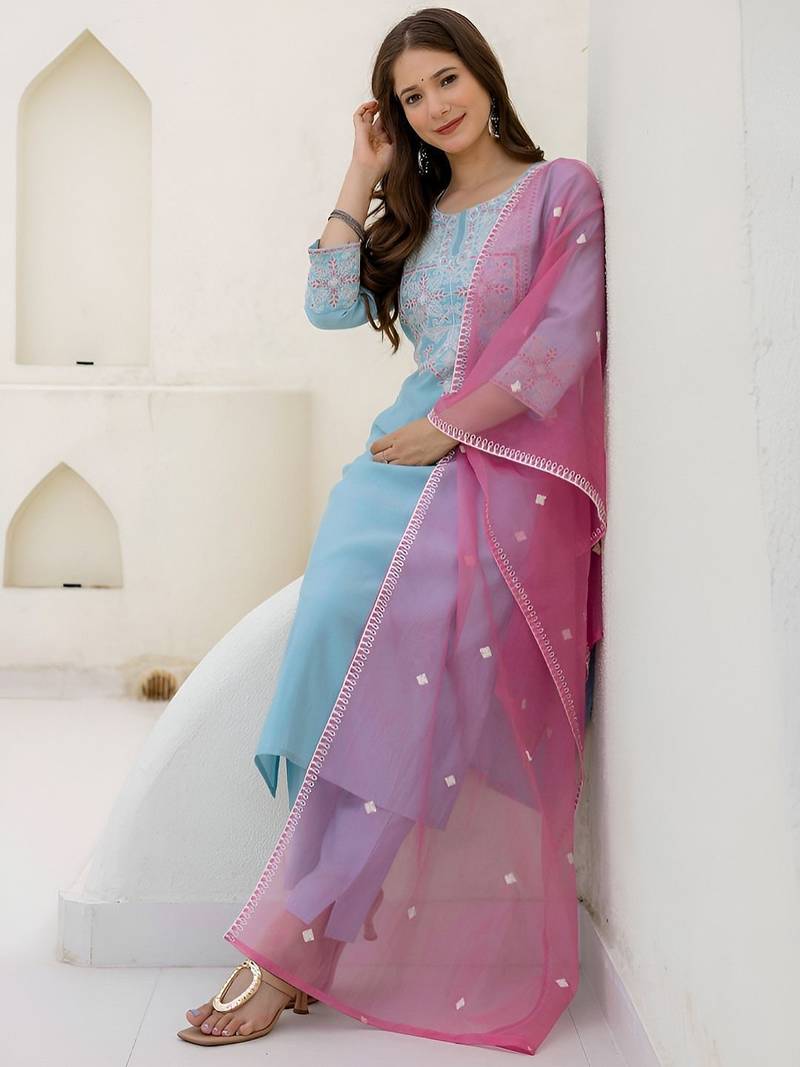 Floral Embroidered Thread Work Straight Kurta With Trousers & Dupatta