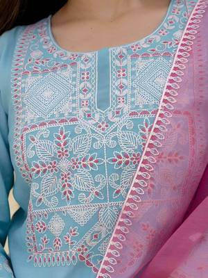 Floral Embroidered Thread Work Straight Kurta With Trousers & Dupatta 5