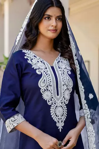 women floral embroidered kurta with palazzo & dupatta