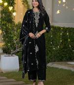 Women Ethnic Motifs Embroidered Regular Thread Work Velvet Kurta with Trousers & With Dupatta