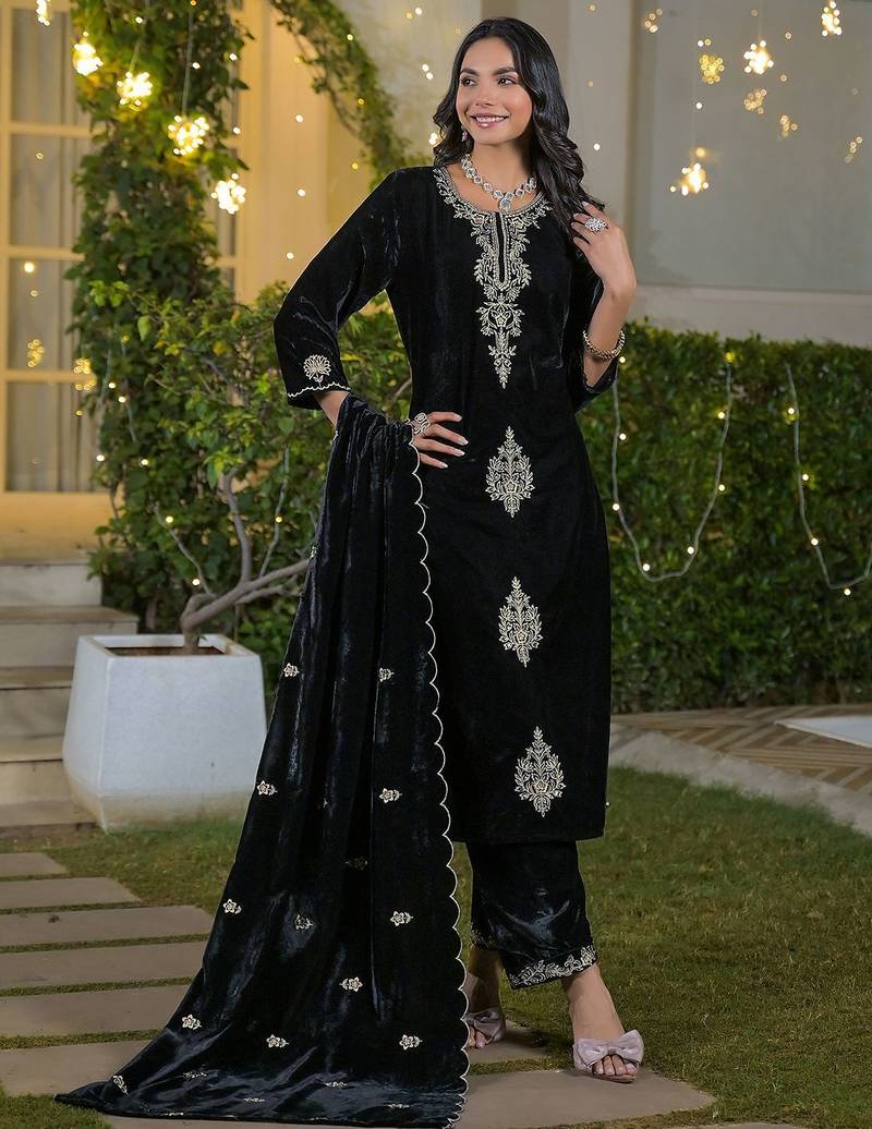 Women Ethnic Motifs Embroidered Regular Thread Work Velvet Kurta with Trousers & With Dupatta