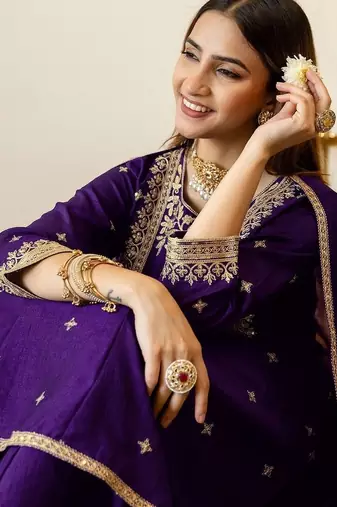 Women Ethnic Motifs Embroidered Regular Kurta with Palazzos & With Dupatta