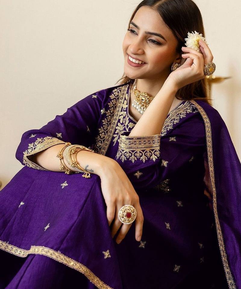 Women Ethnic Motifs Embroidered Regular Kurta with Palazzos & With Dupatta