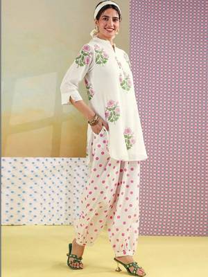 Printed White Cotton Blend Co Ords for Women 3