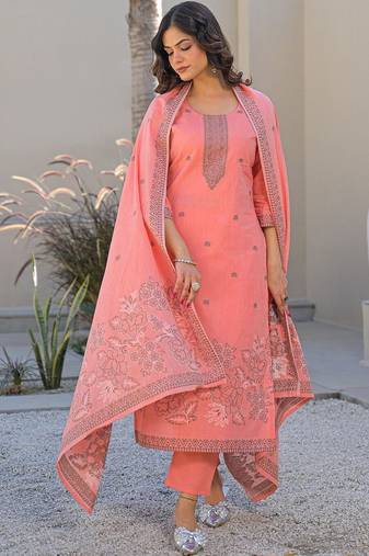 Women Ethnic Motifs Printed Regular Kurta with Trousers & With Dupatta